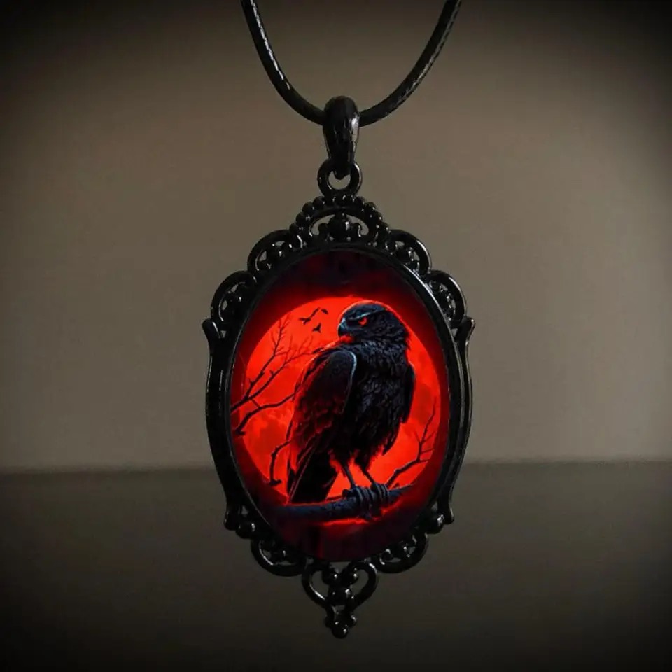 Gothic Vampire Owl Cameo Neckl - Women'S Vampire Accessories のレビューと価格