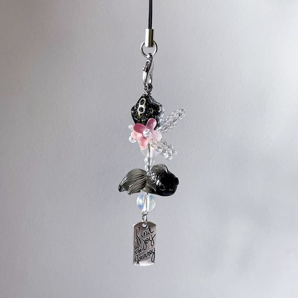 Black Goldfish Phone Charm Cha - Women'S Accessories Wallet のレビューと価格