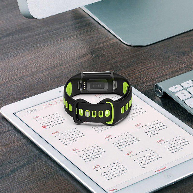 Sport Silicone Strap For Fitbi - Women'S Accessories Nike のレビューと価格