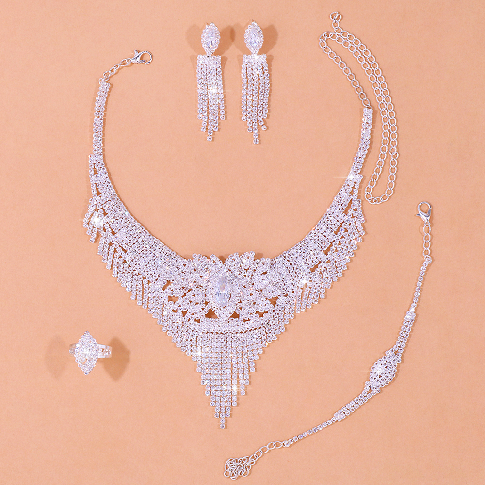 Stonefans Luxury Indian Bridal - Women Accessories India のレビューと価格