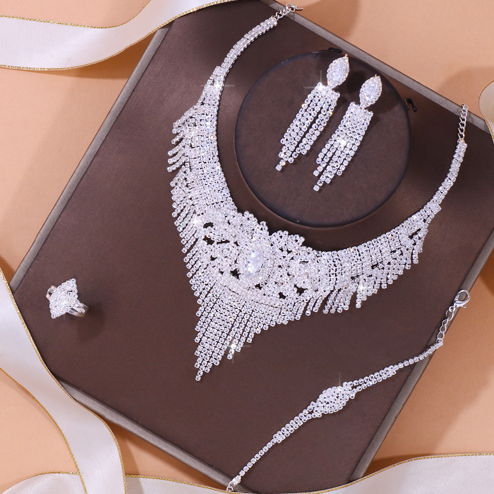 Stonefans Luxury Indian Bridal - Women Accessories India のレビューと価格