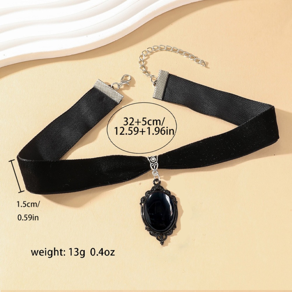 Gothic Vampire Cameo Pendant C - Women'S Vampire Accessories のレビューと価格