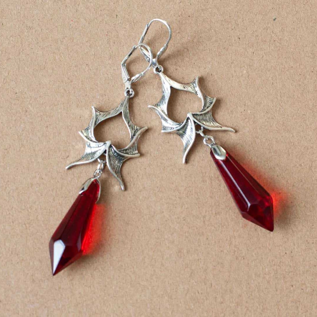 Vampire Crystal Bat earrings,G - Women'S Vampire Accessories のレビューと価格