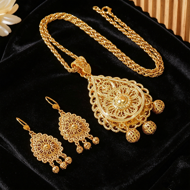 Plated Hollow Carved Set, Doub - Layered Necklace Set のレビューと価格
