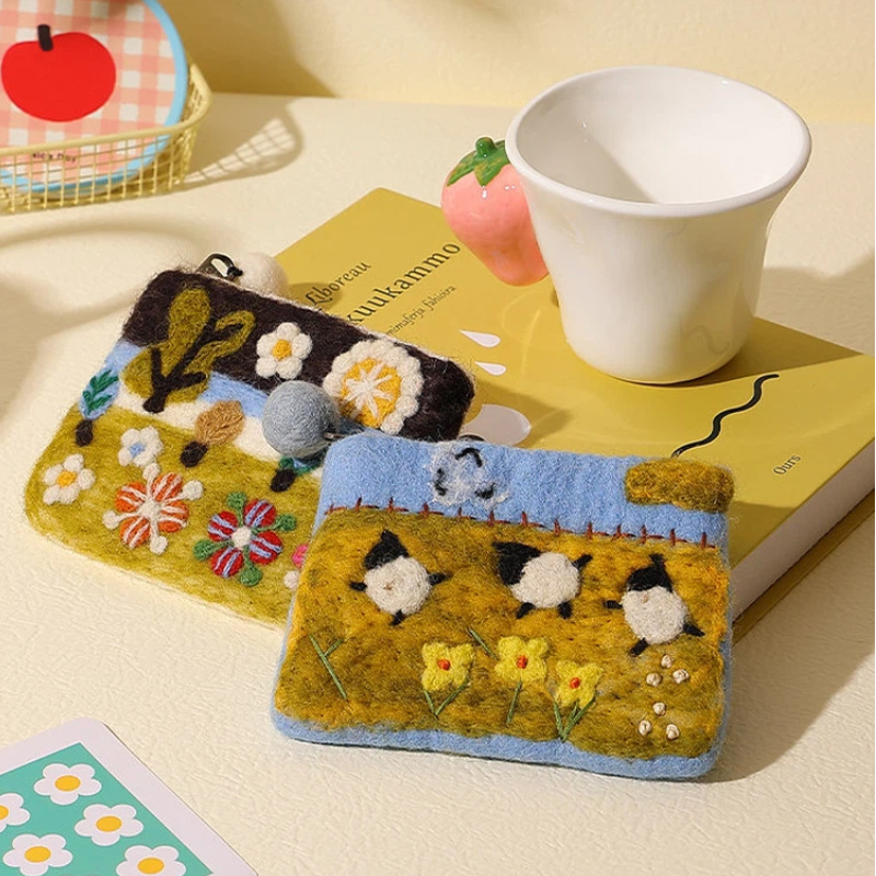 Handmade Nepal Wool Felt Coin  - Women Accessories Nepal のレビューと価格