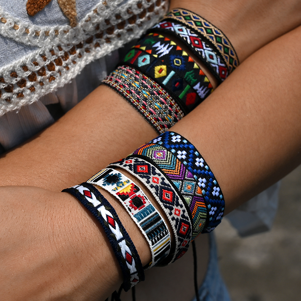 10Pcs/Lot Nepal Handmade Brace - Women Accessories Nepal のレビューと価格