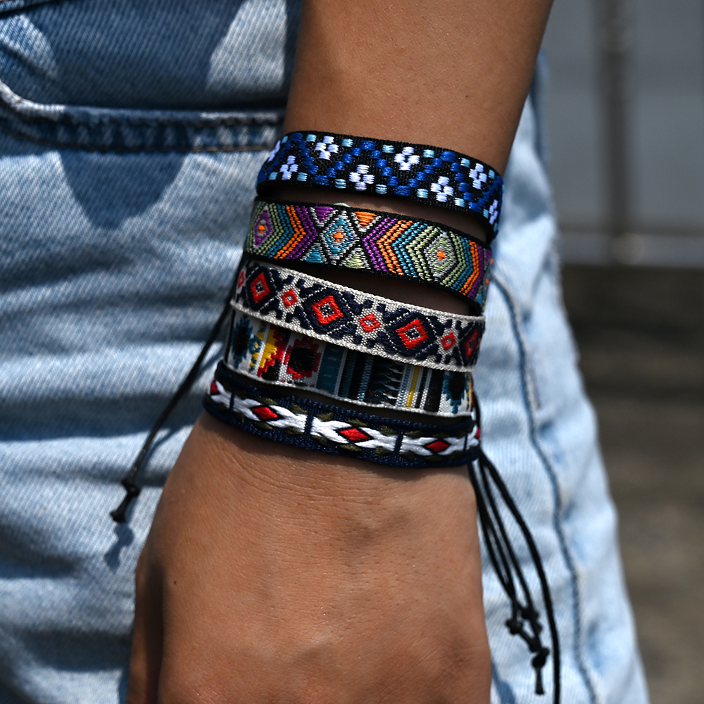 10Pcs/Lot Nepal Handmade Brace - Women Accessories Nepal のレビューと価格