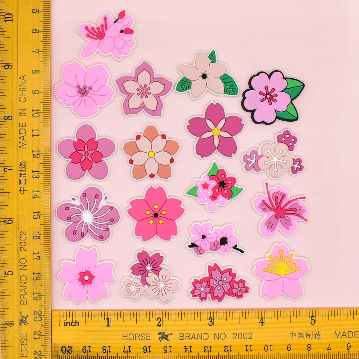 Cute Pink Flower Shoe Charms f - Women'S Accessories Crocs のレビューと価格