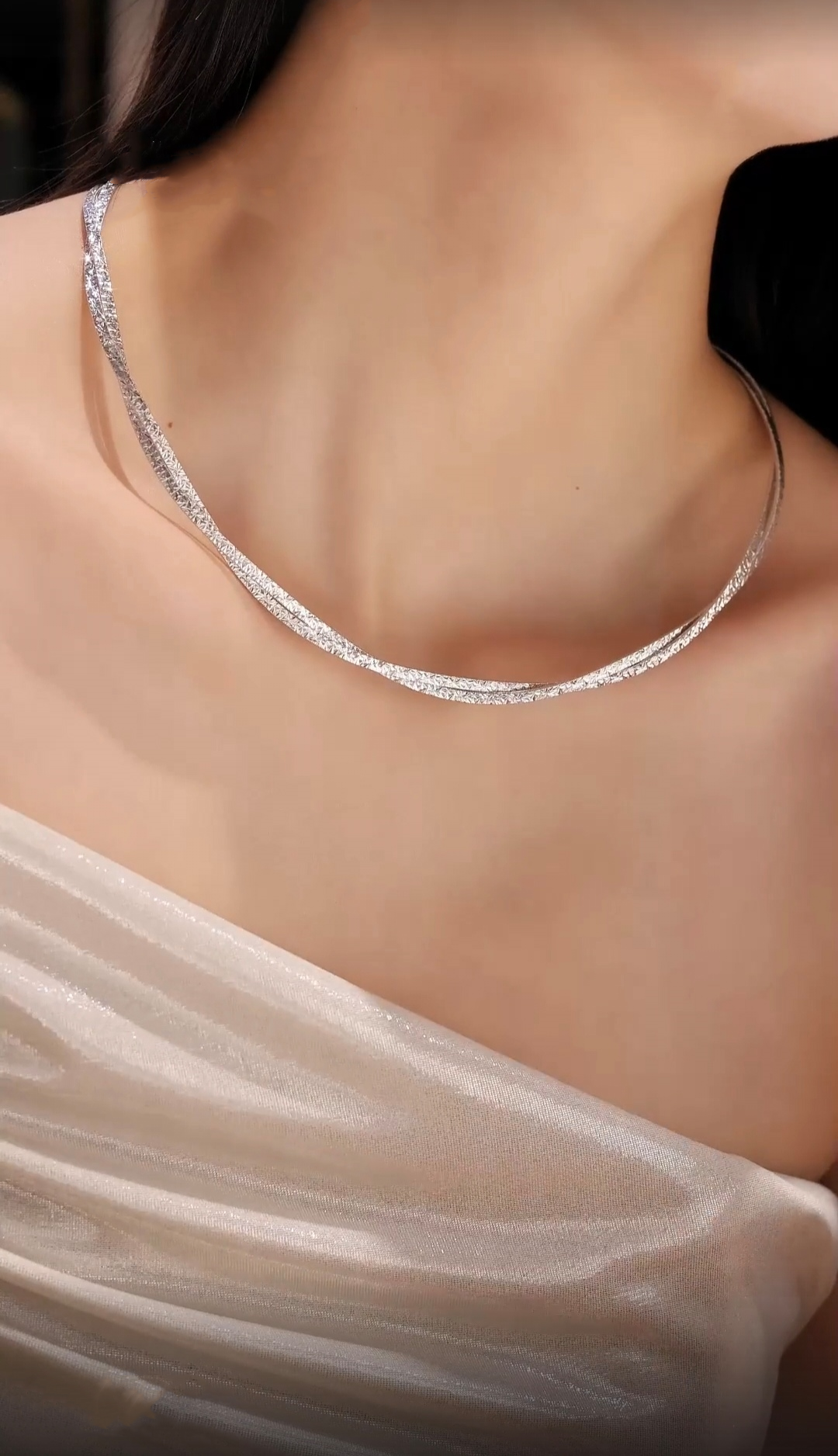 BELLUX Choker 925 Silver Synth - Layered Necklace Set のレビューと価格
