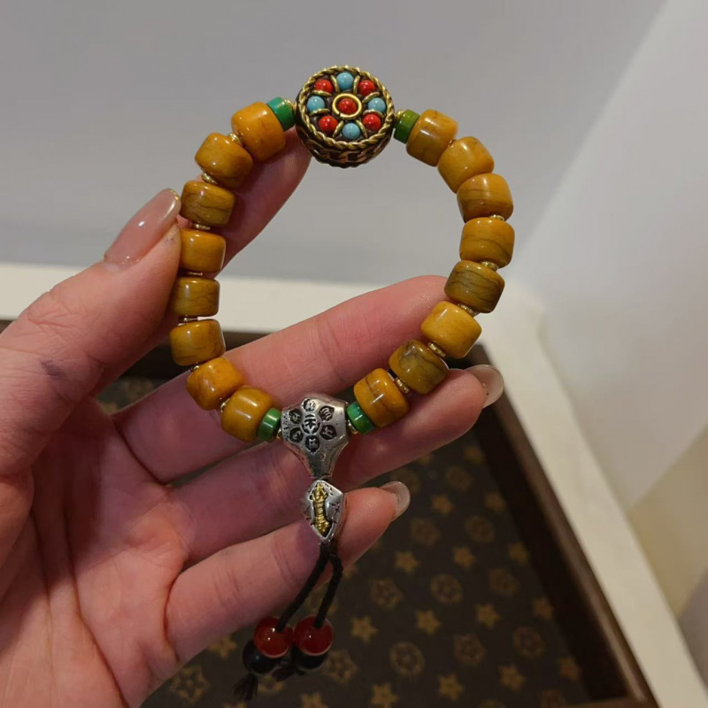 Yak Bone Matching Nepal Bracel - Women Accessories Nepal のレビューと価格