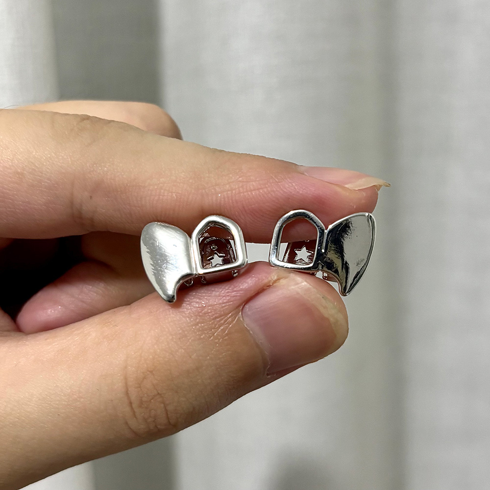YOUNGX Hip Hop Double Hollow G - Women'S Vampire Accessories のレビューと価格