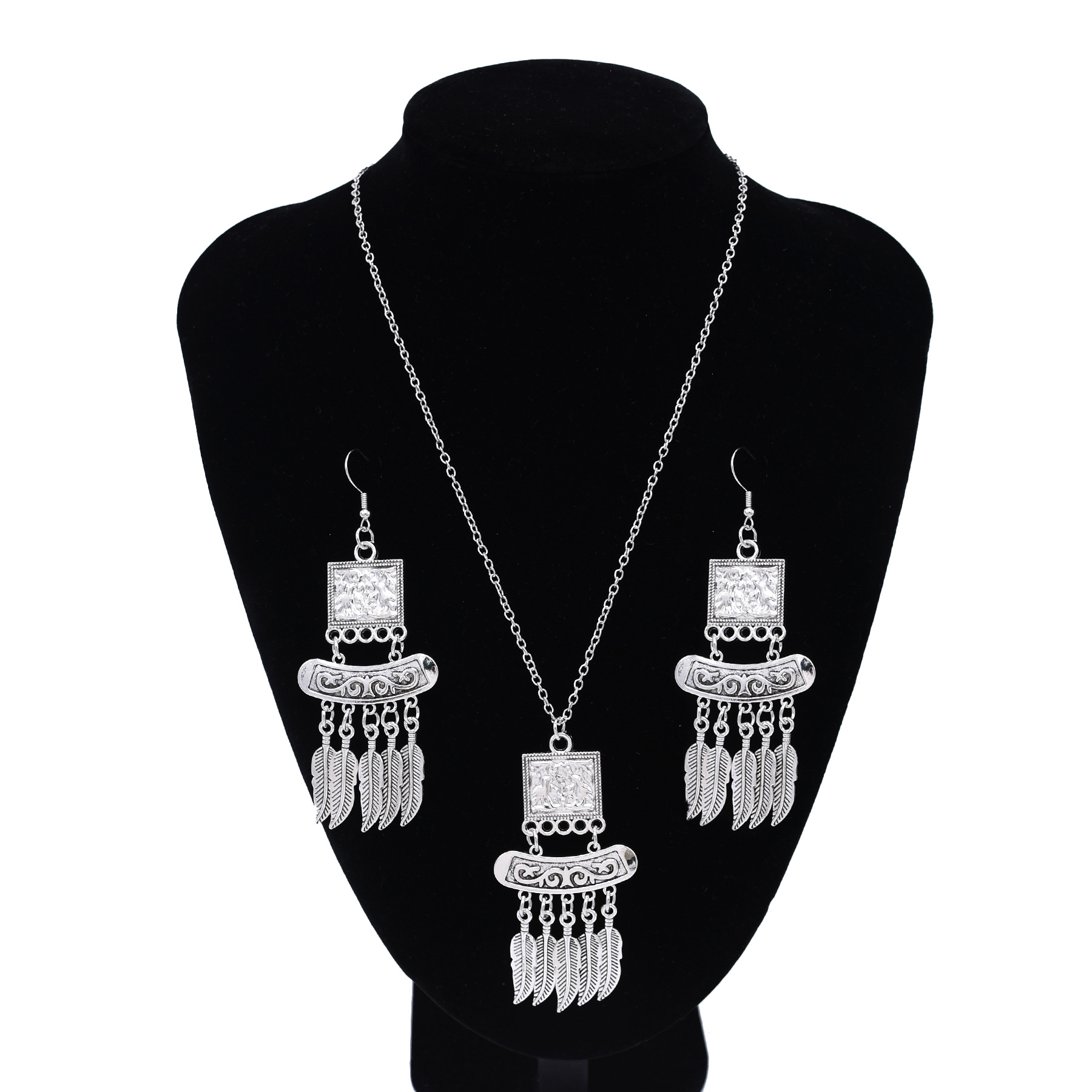 Vintage Silver Ethnic Alloy Ca - Women Accessories Nepal のレビューと価格