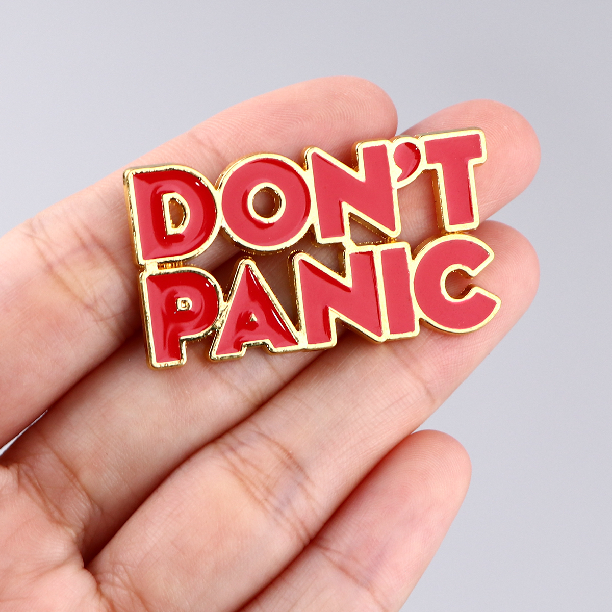 Vintage Enamel Pin Brooch Funn - Women'S Clothing And Accessories のレビューと価格