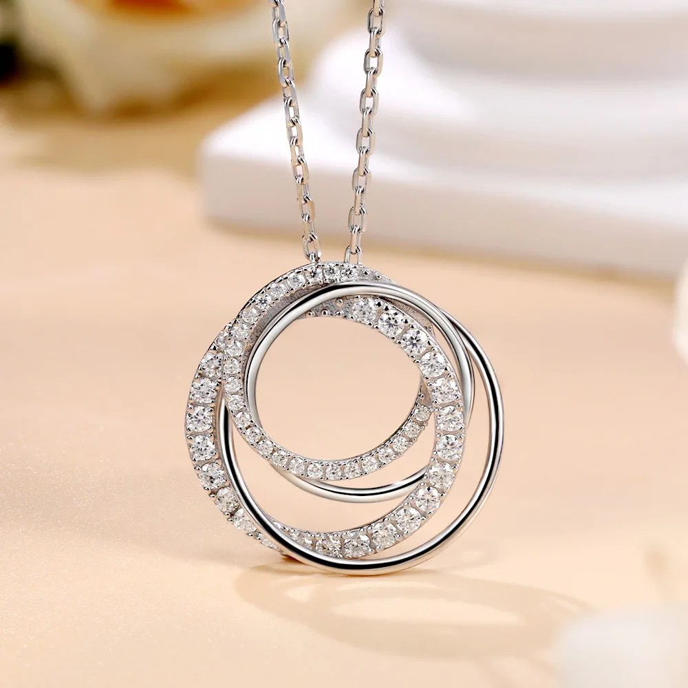M-JAJA Moissanite Pendant Neck - Layered Necklace Set のレビューと価格